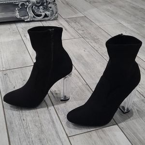 Fashion Nova Luna bootie